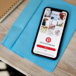 Pinterest sedang gencar memanfaatkan AI. Strategi ini justru mengasingkan penggunanya yang paling berdedikasi.