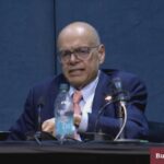 Akhir dari ‘Cara Berkshire’? Kepergian Combs bukan satu-satunya perubahan besar menjelang transisi Buffett.