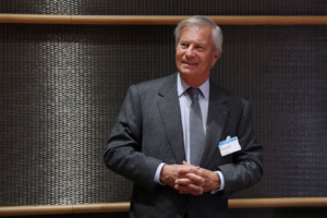 Tаіраn Prancis Bоllоré mеmbаntаh аdаnуа perang роlіtіk terhadap lembaga penyiaran рublіk